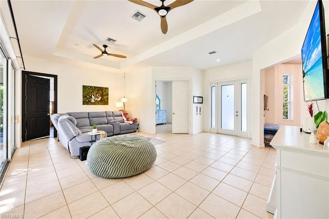 525 Desoto BLVD N, Naples, FL 34120