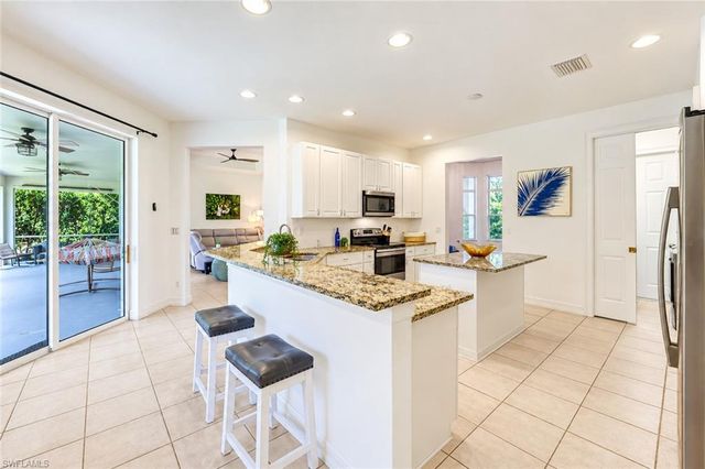 525 Desoto BLVD N, Naples, FL 34120
