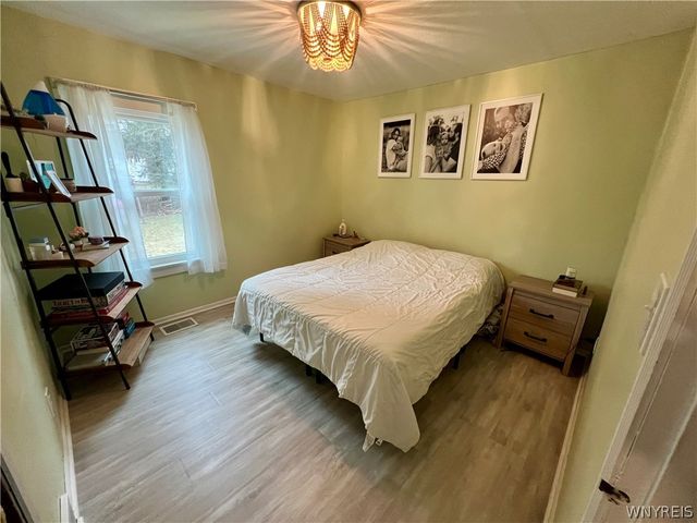 70 Irwinwood Road, Lancaster, NY 14086