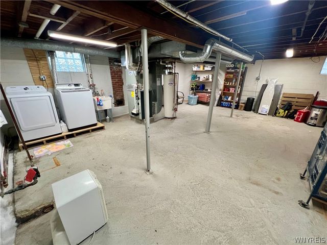 70 Irwinwood Road, Lancaster, NY 14086