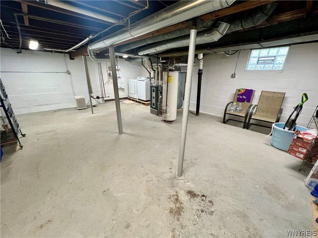 70 Irwinwood Road, Lancaster, NY 14086