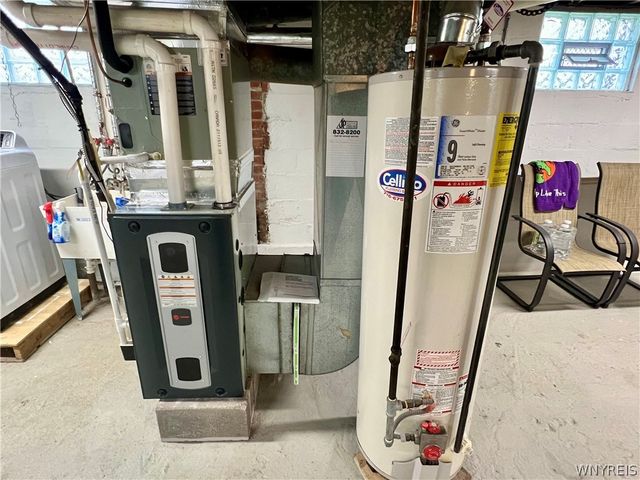 70 Irwinwood Road, Lancaster, NY 14086