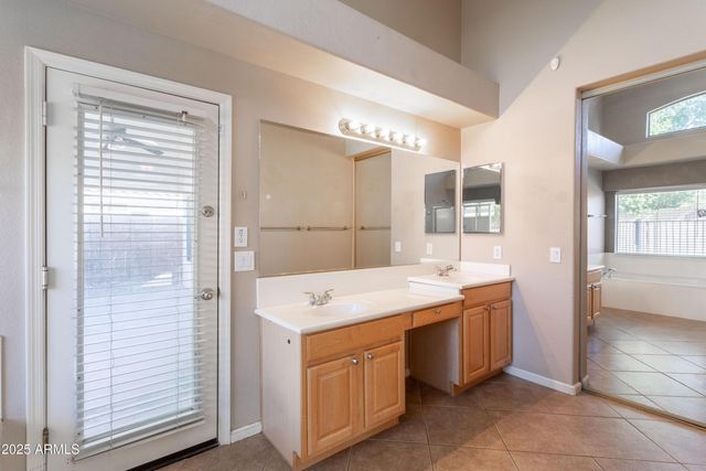 3128 W Adobe Dam Road, Phoenix, AZ 85027