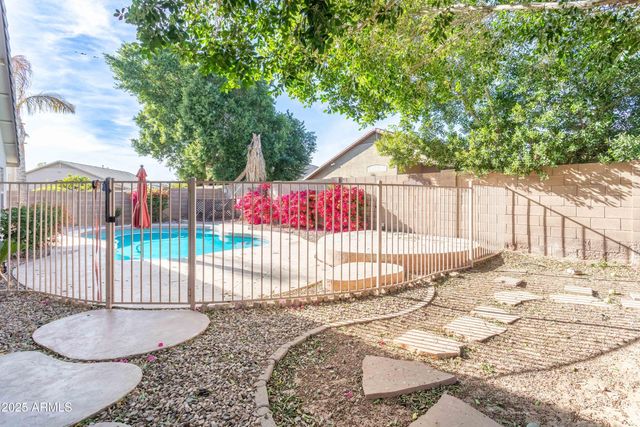 3128 W Adobe Dam Road, Phoenix, AZ 85027