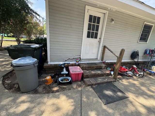 1730 Haisten, Dothan, AL 36301