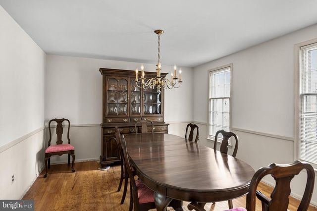 20 DONCASTER RD, Cherry Hill, NJ 08003