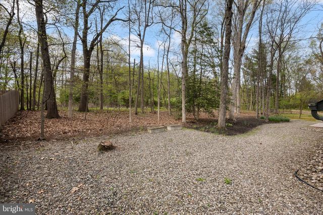 20 DONCASTER RD, Cherry Hill, NJ 08003