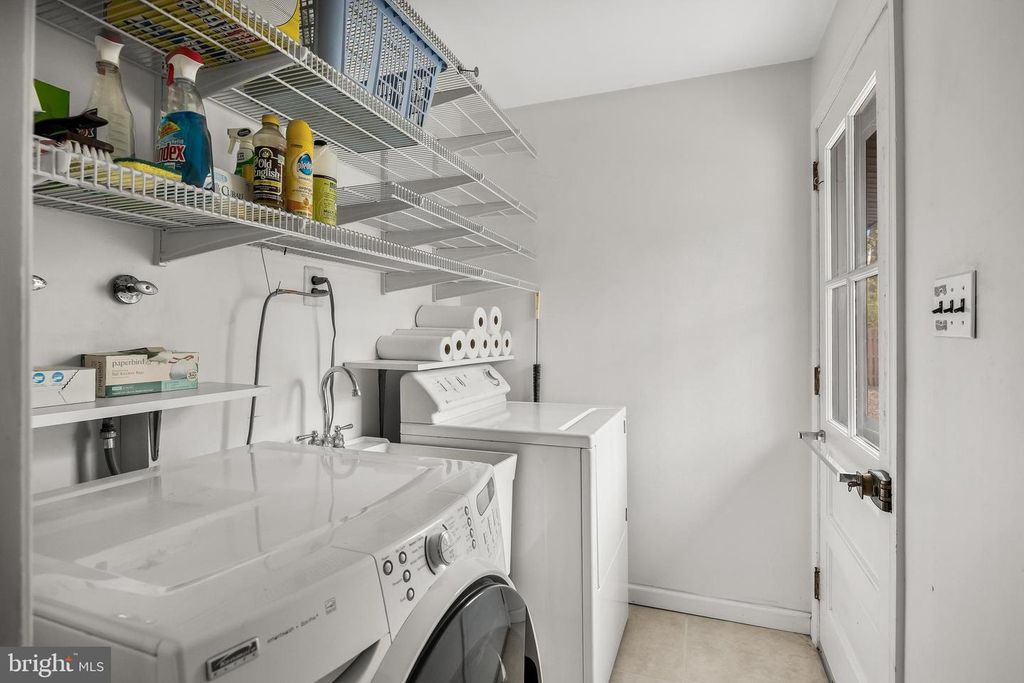 Image 27 of property listing at 20 DONCASTER RD, Cherry Hill, NJ 08003