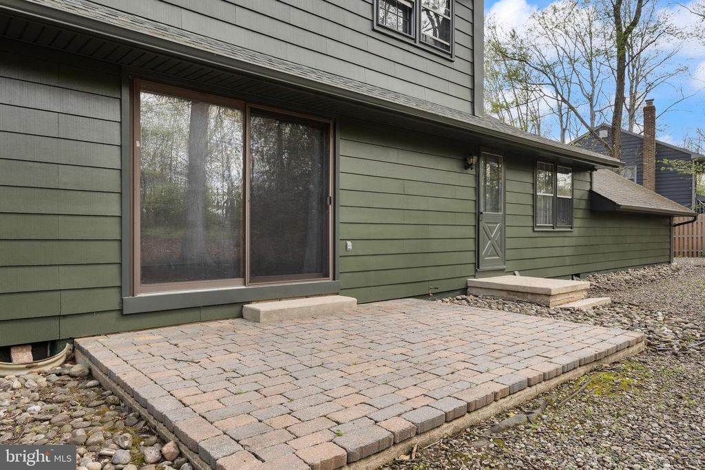 Image 42 of property listing at 20 DONCASTER RD, Cherry Hill, NJ 08003