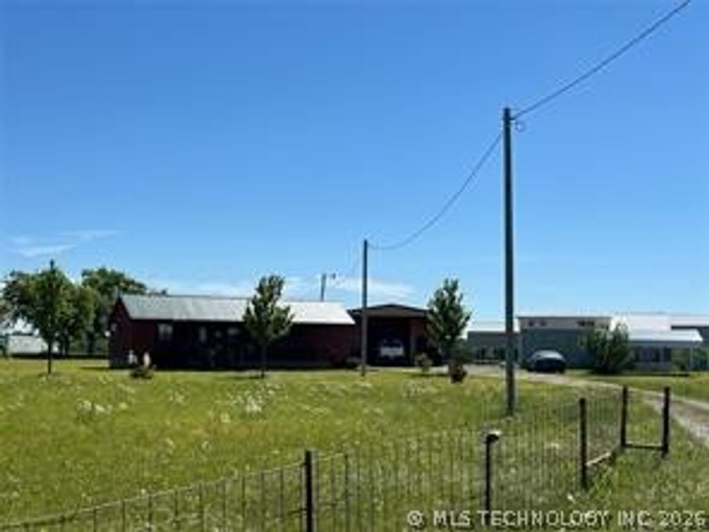 11034 Enos, Kingston, OK 73439