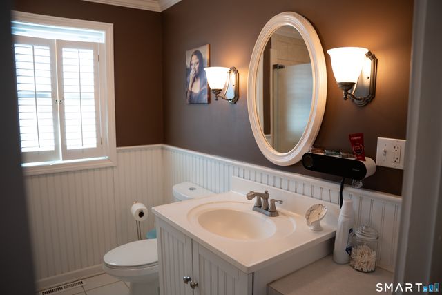 227 Fanning Street, Waterbury, CT 06704