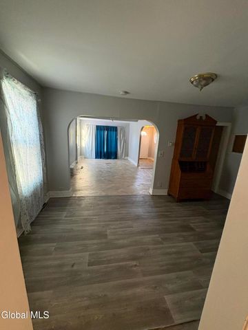 246 Duane Avenue, Schenectady, NY 12307