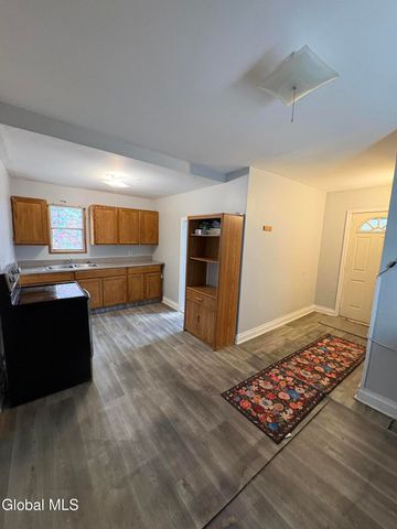 246 Duane Avenue, Schenectady, NY 12307