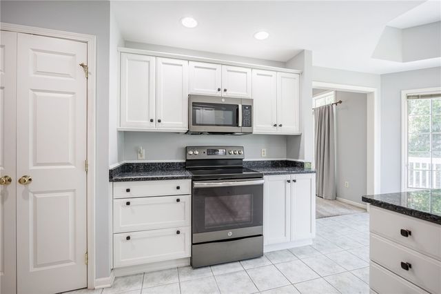 107 Cuddy Court, Webster, NY 14580