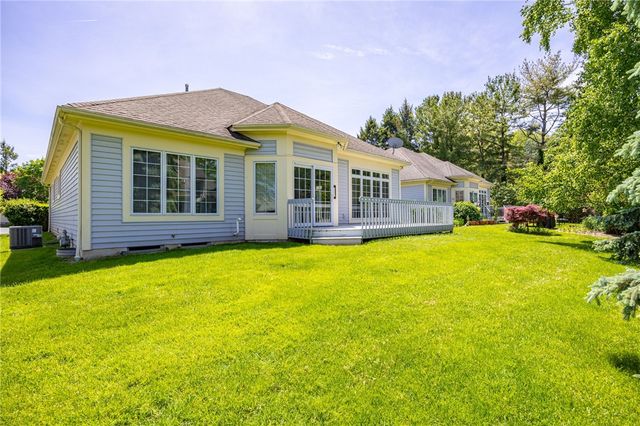 107 Cuddy Court, Webster, NY 14580