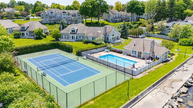 107 Cuddy Court, Webster, NY 14580