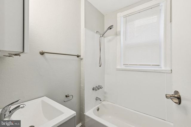 277 W WELLENS ST, Philadelphia, PA 19120