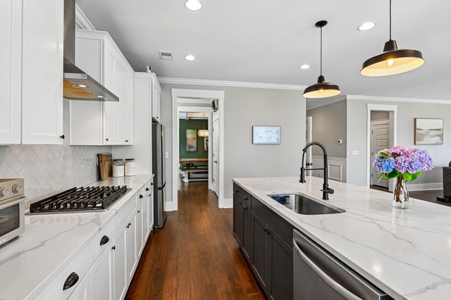 212 Calm Water Way, Summerville, SC 29486