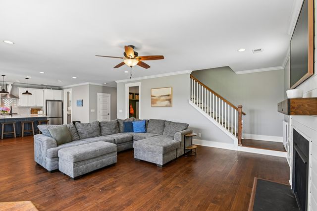 212 Calm Water Way, Summerville, SC 29486