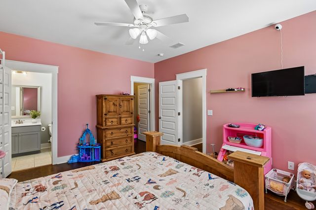 212 Calm Water Way, Summerville, SC 29486