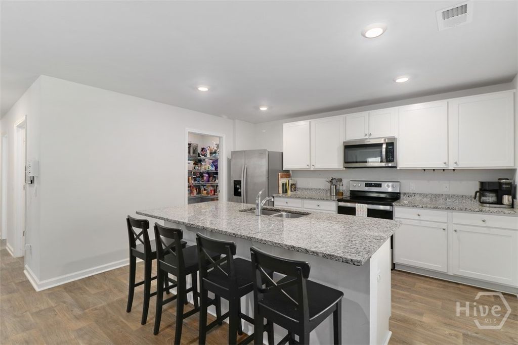 Image 12 of property listing at 118 Aruba Road, Guyton, GA 31312