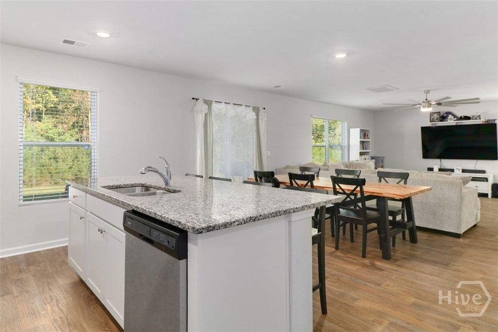 Image 13 of property listing at 118 Aruba Road, Guyton, GA 31312