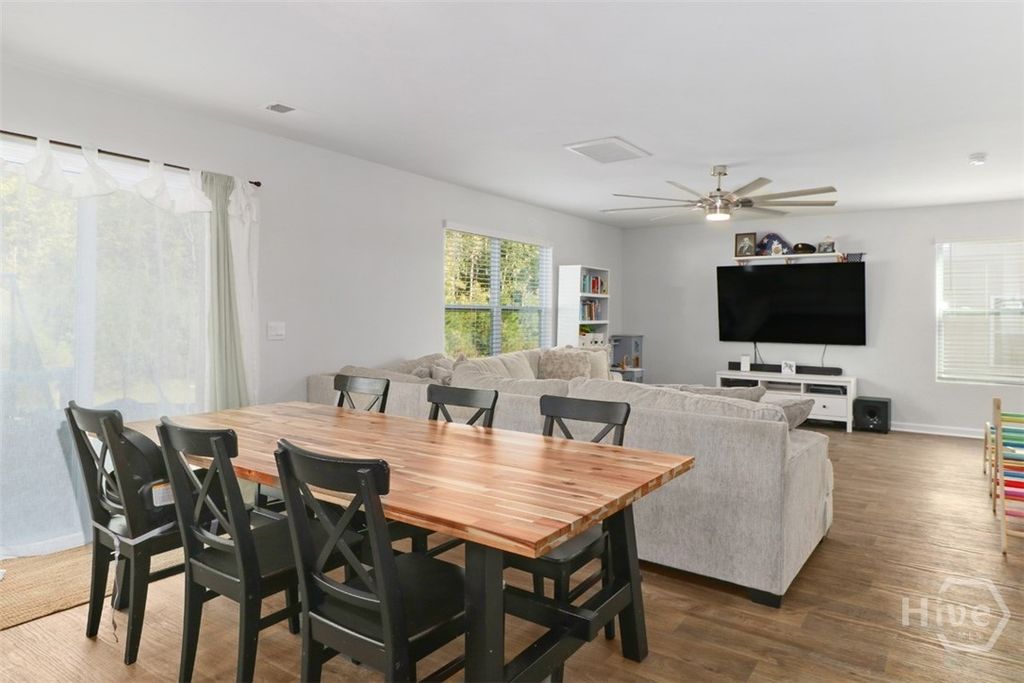 Image 9 of property listing at 118 Aruba Road, Guyton, GA 31312