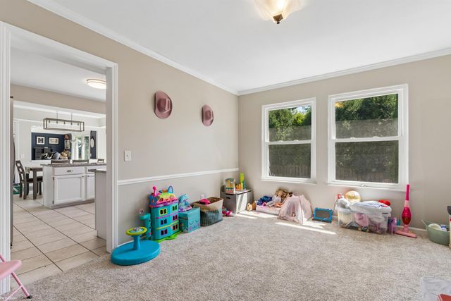 4165 Surrey Lane, Fort Gratiot, MI 48059