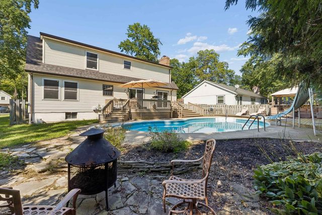 4165 Surrey Lane, Fort Gratiot, MI 48059