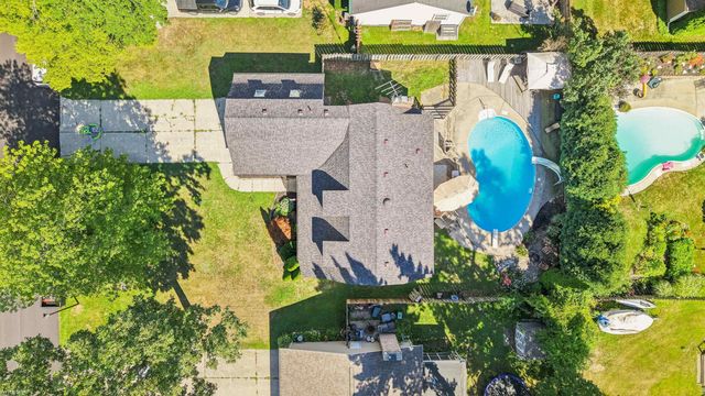 4165 Surrey Lane, Fort Gratiot, MI 48059