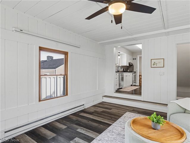 2682 9th Street, Cuyahoga Falls, OH 44221