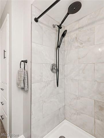 2682 9th Street, Cuyahoga Falls, OH 44221