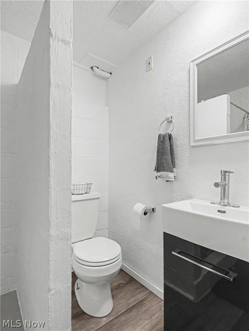 2682 9th Street, Cuyahoga Falls, OH 44221