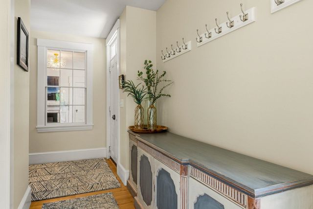 60 Main Street, Exeter, NH 03833