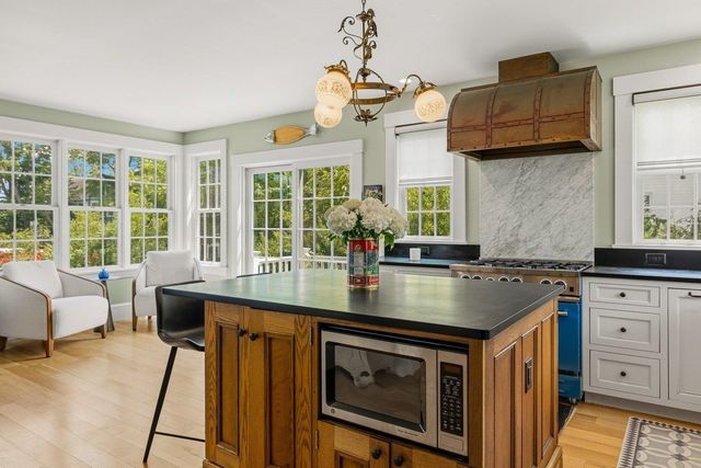 60 Main Street, Exeter, NH 03833