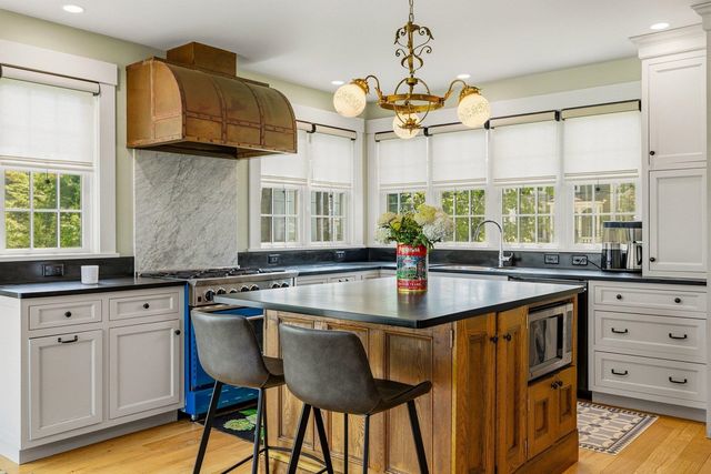 60 Main Street, Exeter, NH 03833