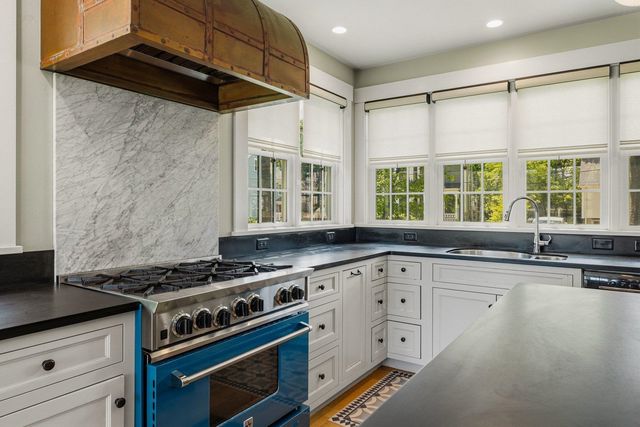 60 Main Street, Exeter, NH 03833