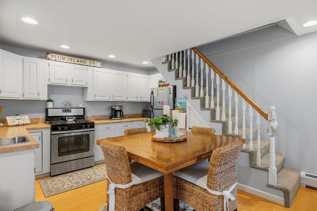 60 Main Street, Exeter, NH 03833
