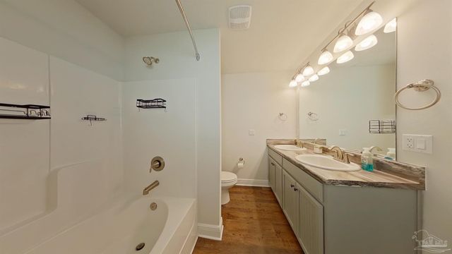 7081 Sonny Dr, Pensacola, FL 32504