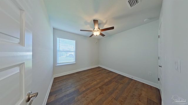 7081 Sonny Dr, Pensacola, FL 32504