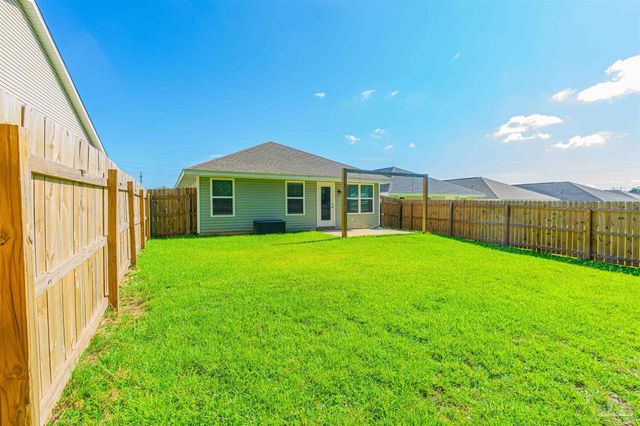 7081 Sonny Dr, Pensacola, FL 32504