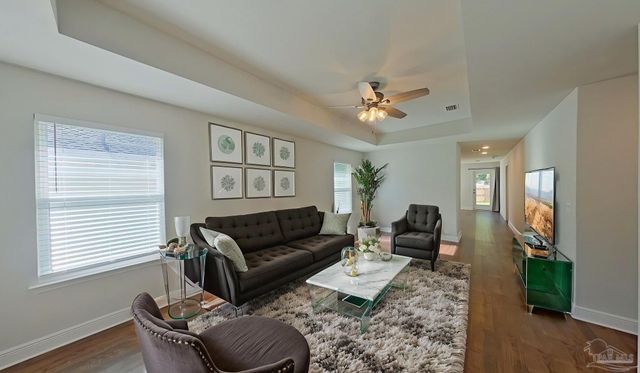 7081 Sonny Dr, Pensacola, FL 32504
