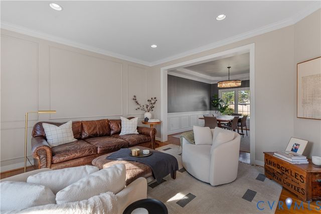 12145 Manor Park Dr, Glen Allen, VA 23059