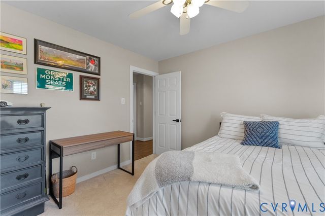 12145 Manor Park Dr, Glen Allen, VA 23059