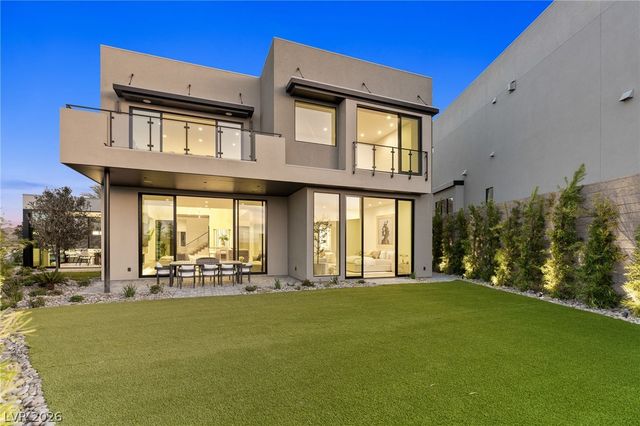 521 Overlook Rim Drive, Henderson, NV 89012