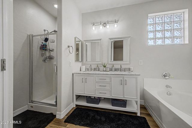 6792 W TETHER Trail, Peoria, AZ 85383