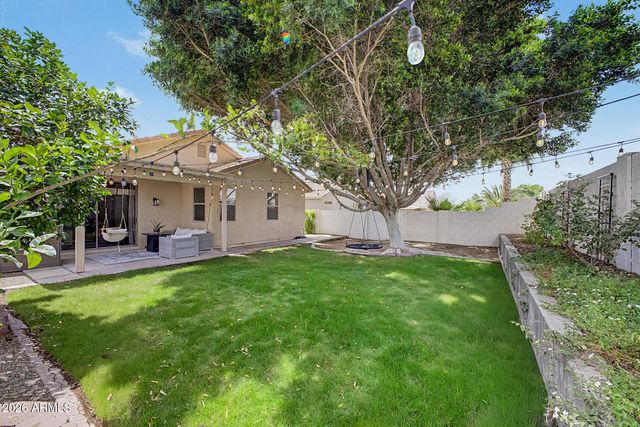 6792 W TETHER Trail, Peoria, AZ 85383