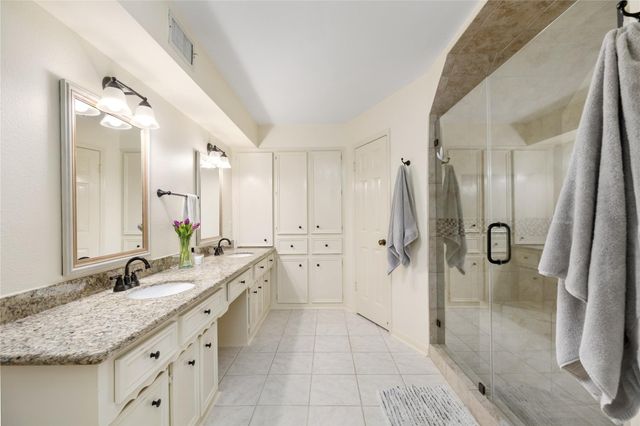 3030 Manila Lane, Houston, TX 77043