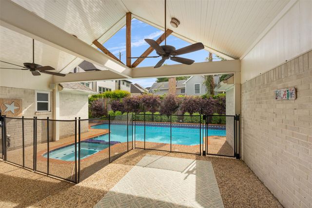 3030 Manila Lane, Houston, TX 77043