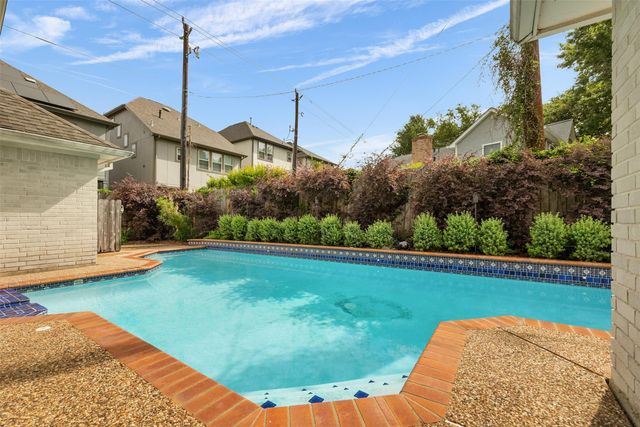 3030 Manila Lane, Houston, TX 77043